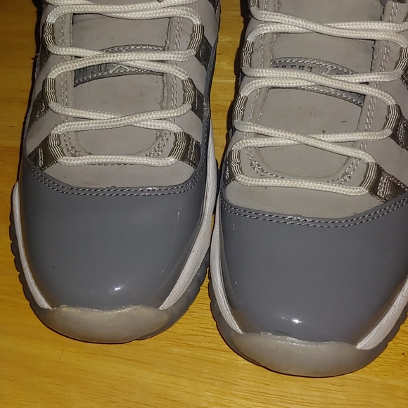 Shoes - Picture 1 of 1